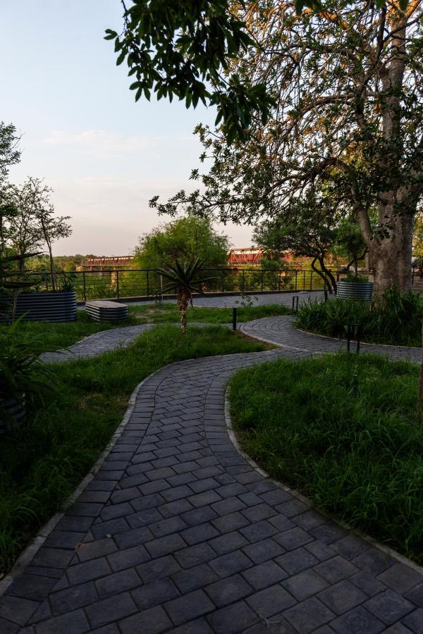 Kruger Shalati - Train On The Bridge & Garden Suites Skukuza Luaran gambar